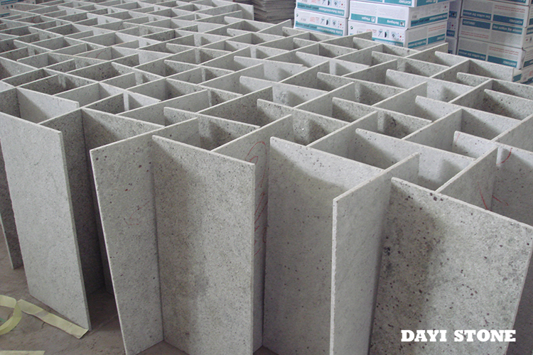 Tiles Granite Stone Kashmir White Top polished bevelled 1mm bottom sawn 30.5x61x1cm - Dayi Stone